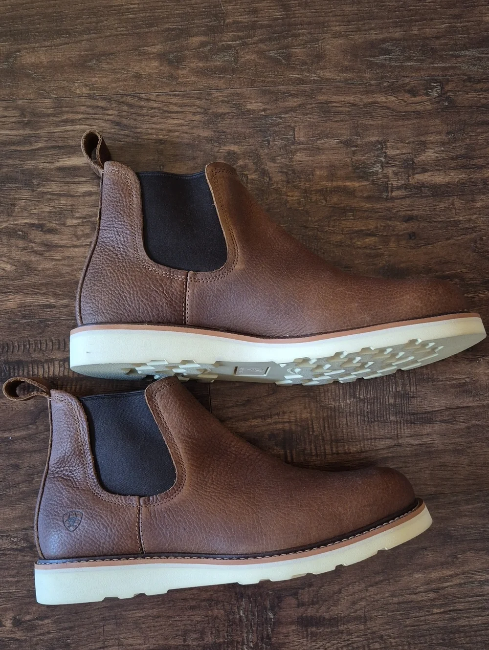 Ariat like new